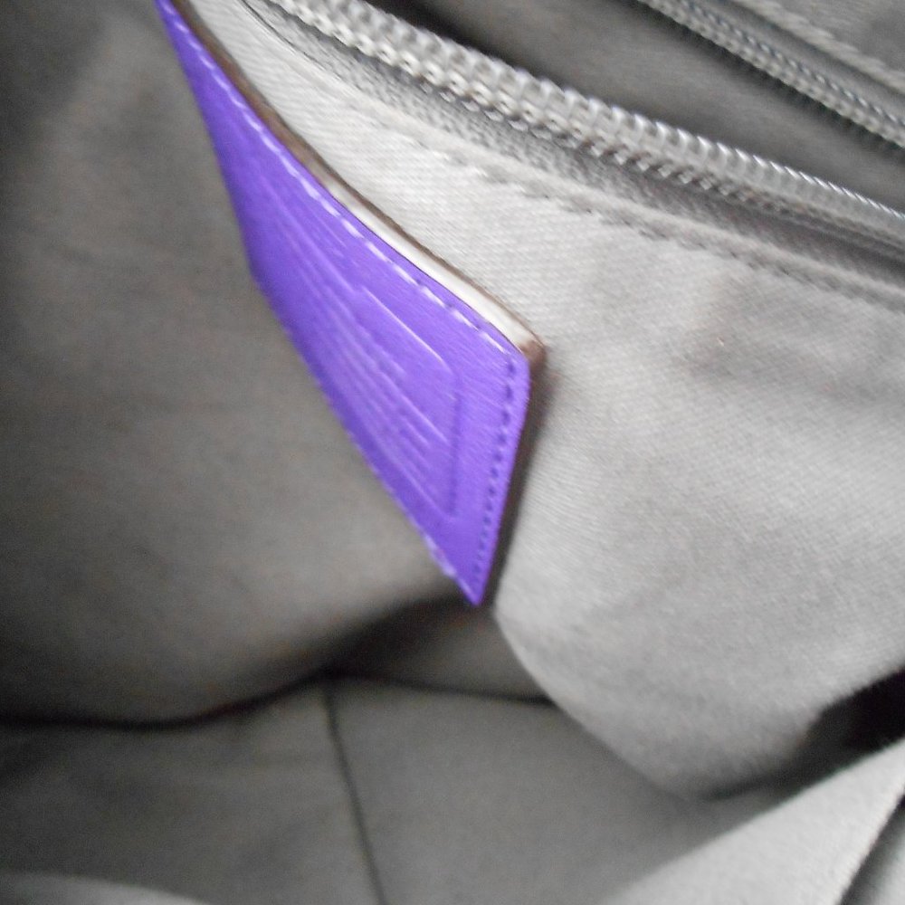 COACH LEGACY DUFLE LEATHER ULTRA VIOLET BAG - Picture 2 of 6